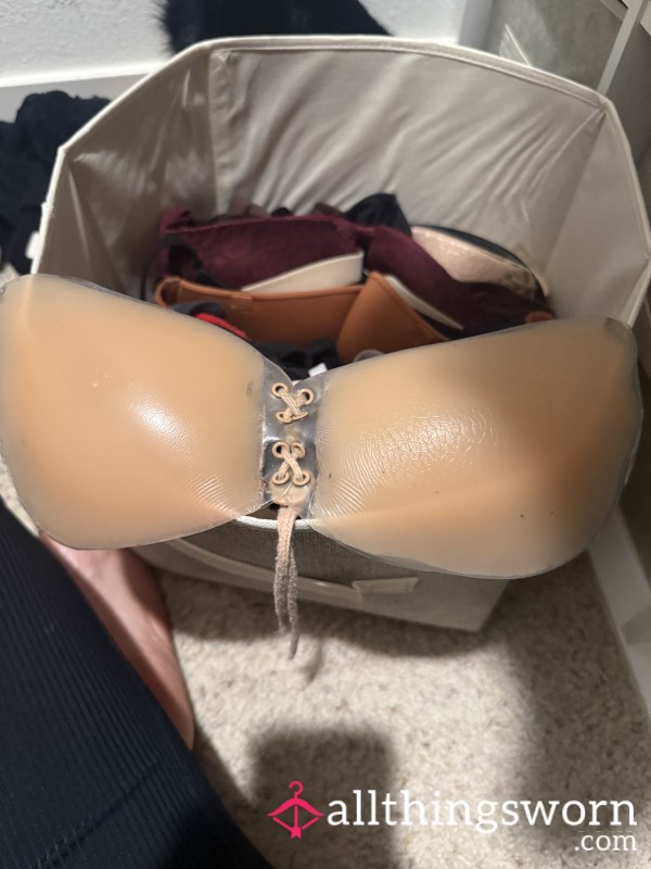 Sticky Bra