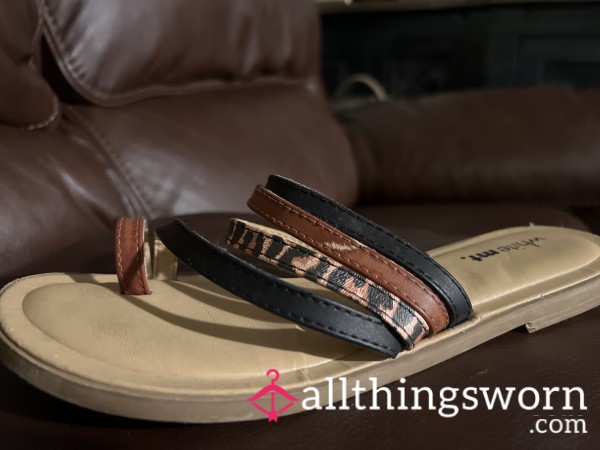 Smelly  Cheetah Sandals