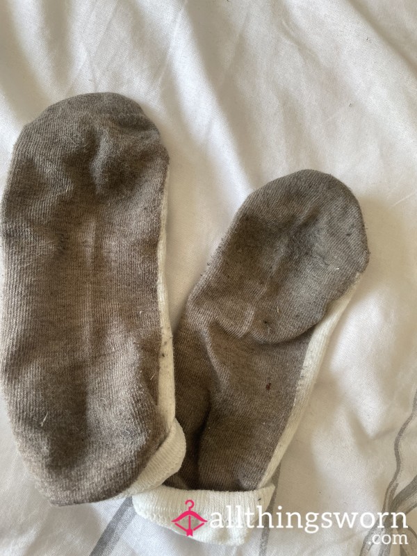Stinky Ankle Socks – Drenched In Real Foot Sweat 🧦