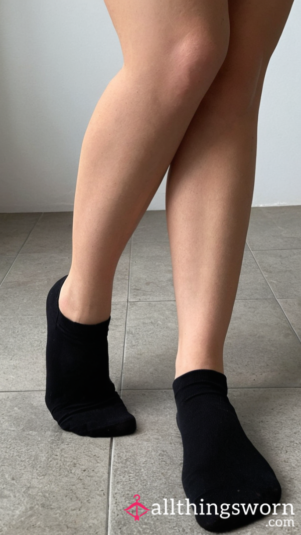 Stinky Black Socks 🧦