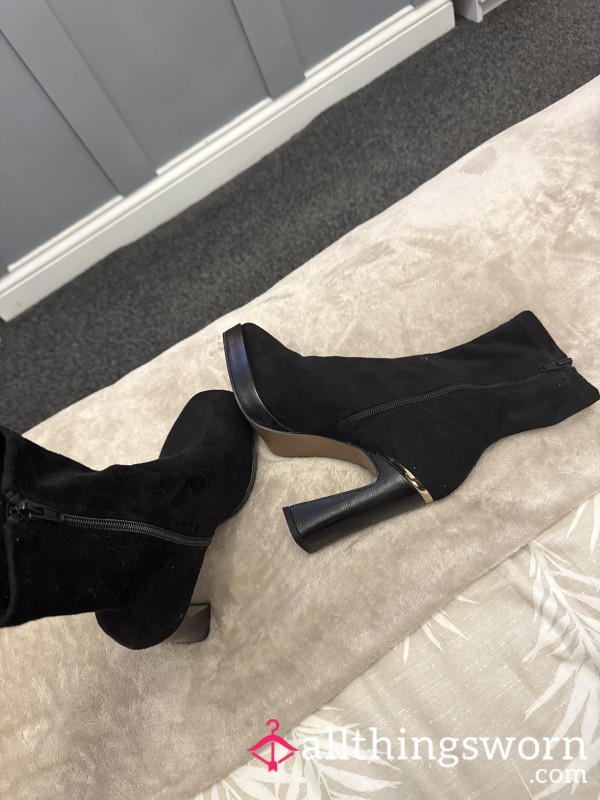 Stinky Boots