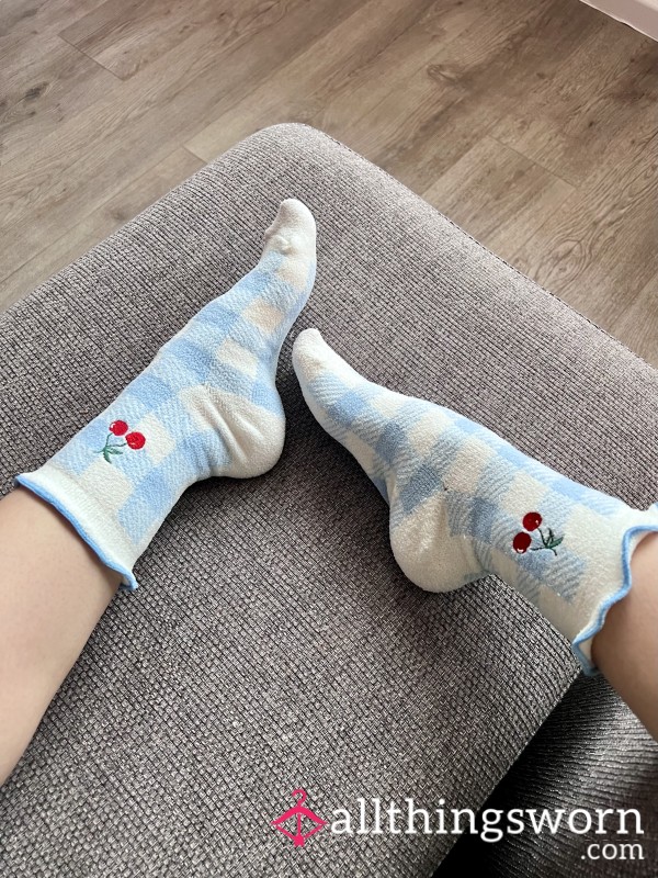 Grubby (but Fluffy And Pretty) Bed Socks