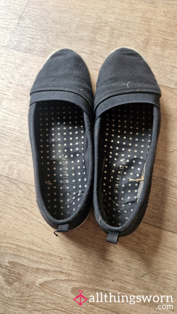 Stinky Canvas Shoes