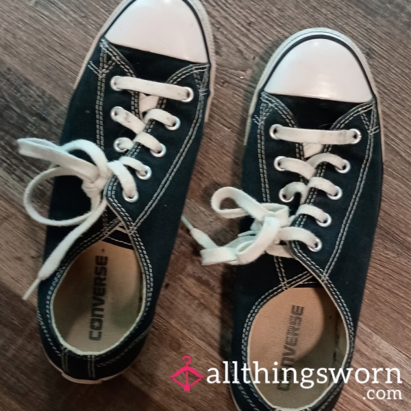 👟 STINKY CONVERSE GYM SNEAKERS 👟