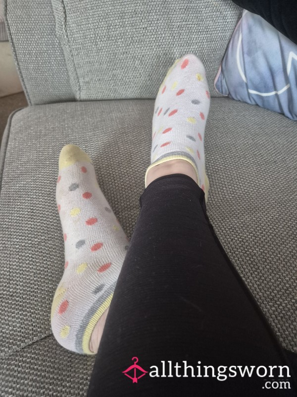 Stinky, Dirty, Spotty Ankle Socks!