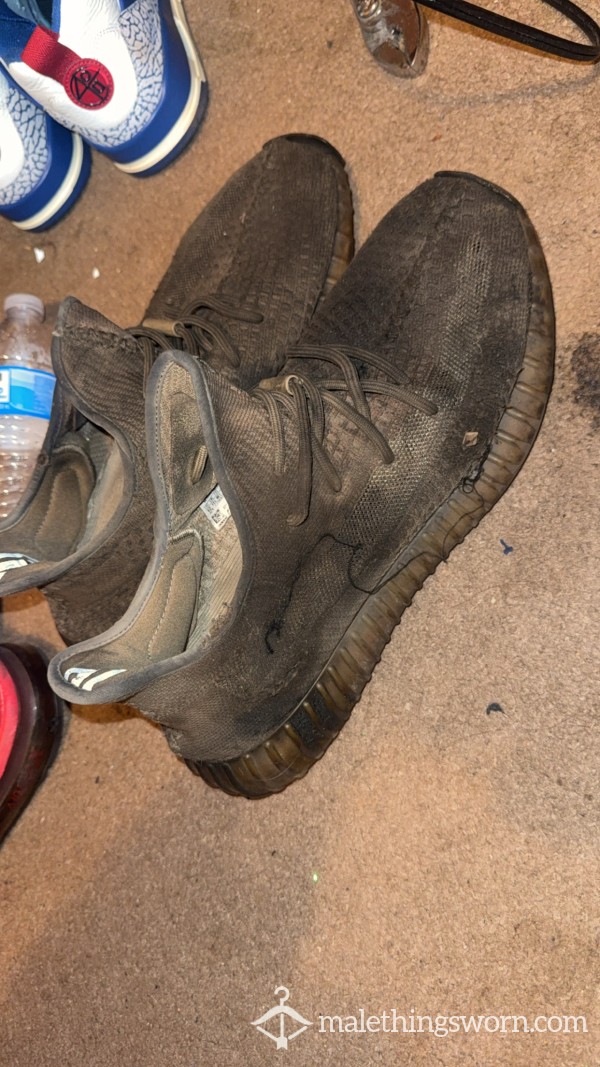 Stinky, Dirty Work Shoes👀