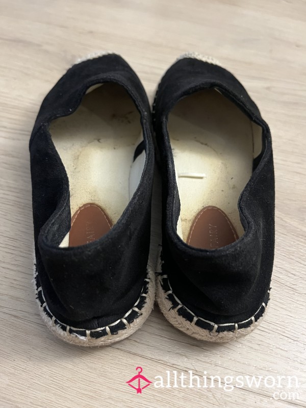 Stinky Espadrilles (post-summer🥵)