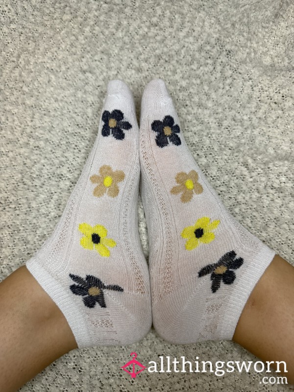 Stinky Flower Socks🌸