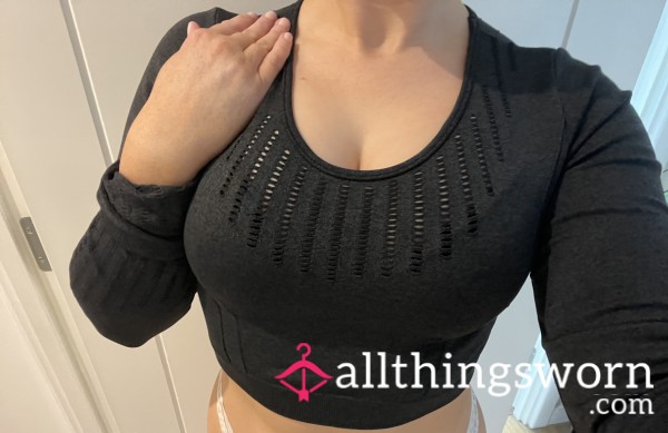 Stinky Grey Gym Top 💦