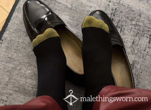 STINKY LOAFERS, GOLDTOES & FEET