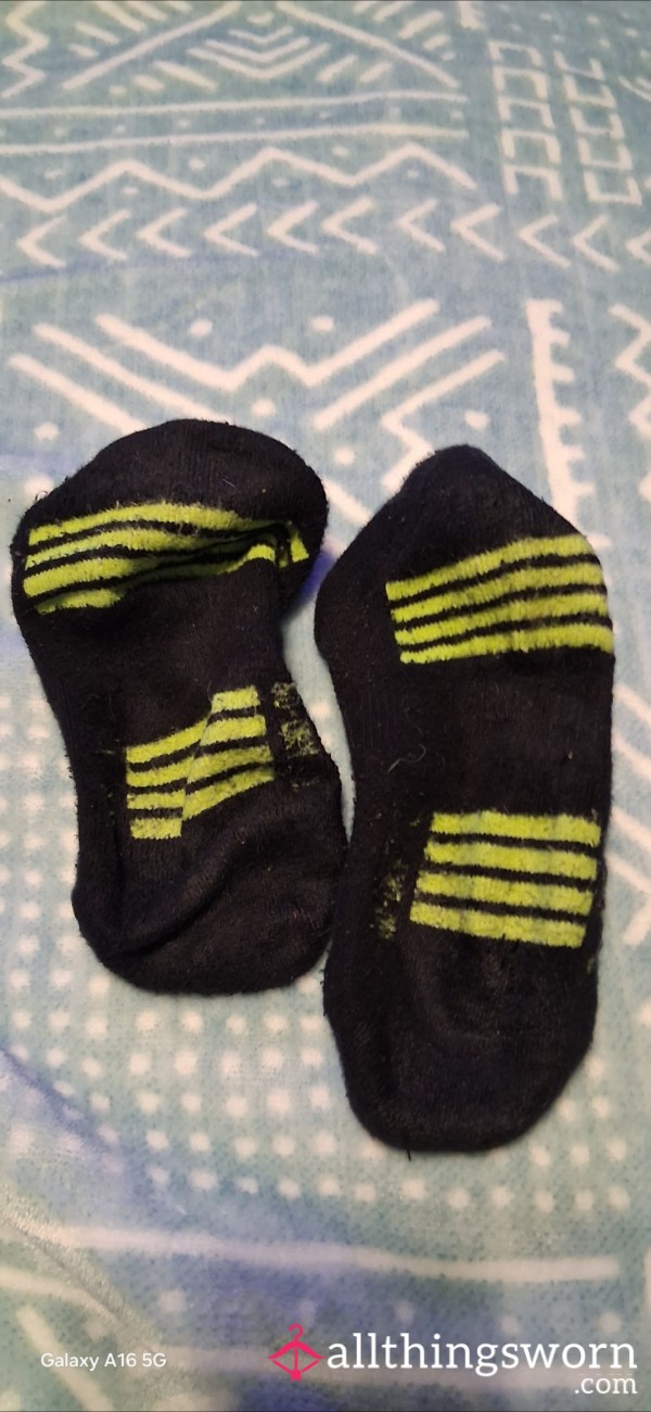 Stinky No Show Socks Up For Grabs.