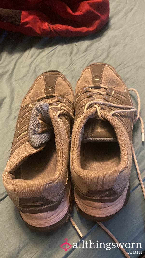 Stinky Old Work Sneakers 👟