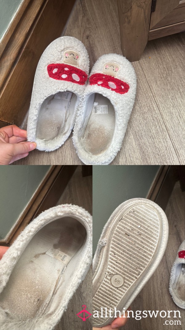 Stinky Slippers 👃