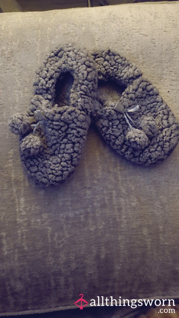 🔥🥵Stinky Stinky Slippers🥵🔥