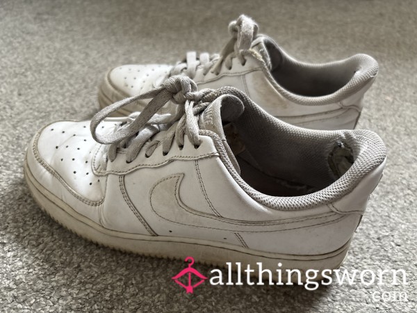 Stinky Well Worn Airforce
