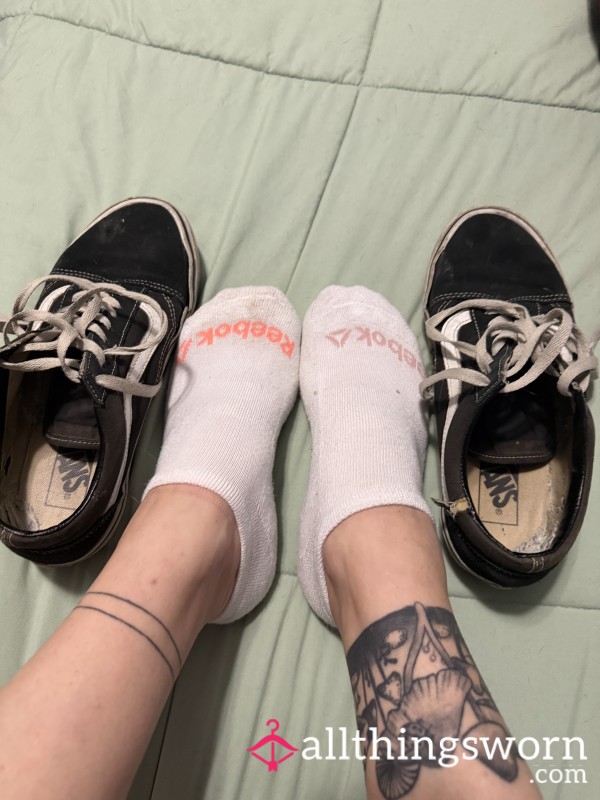Stinky Well Worn Lace Up Vans