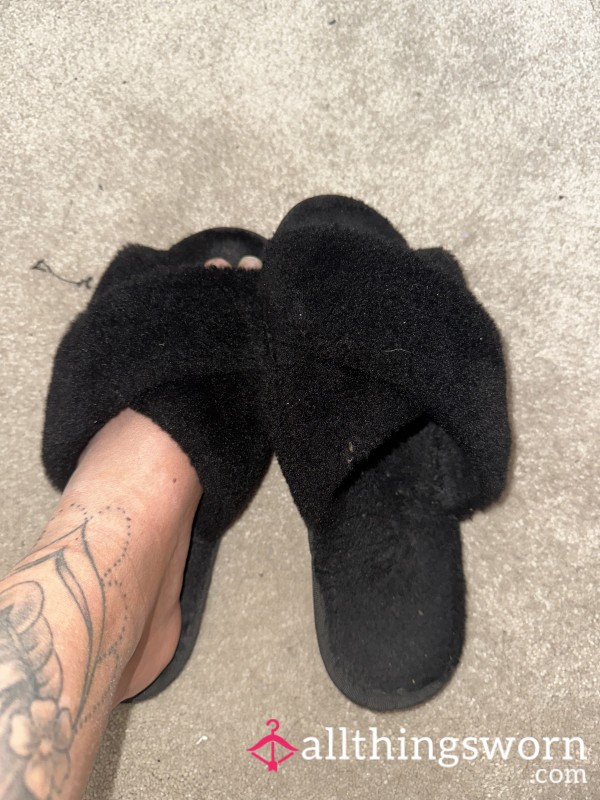 Stinky Well Worn Slippers Perfect Just For The Right Person🫶🏼