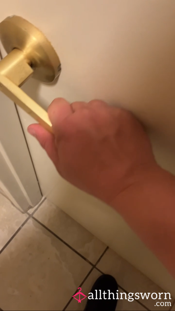 10 Minutes-Man Sneaks Into My Hotel And S**y Action Ensues