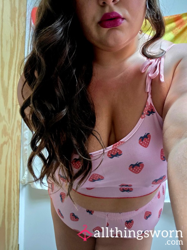 Strawberry Pink Pajamas🍓💕
