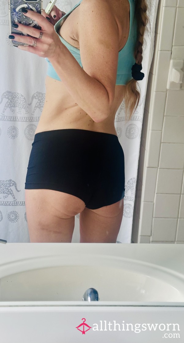 Black Boyshort Undies 🖤