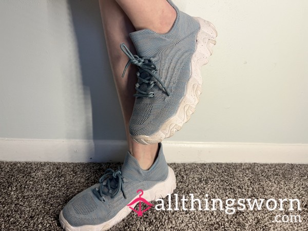 Old Shoes Size 8