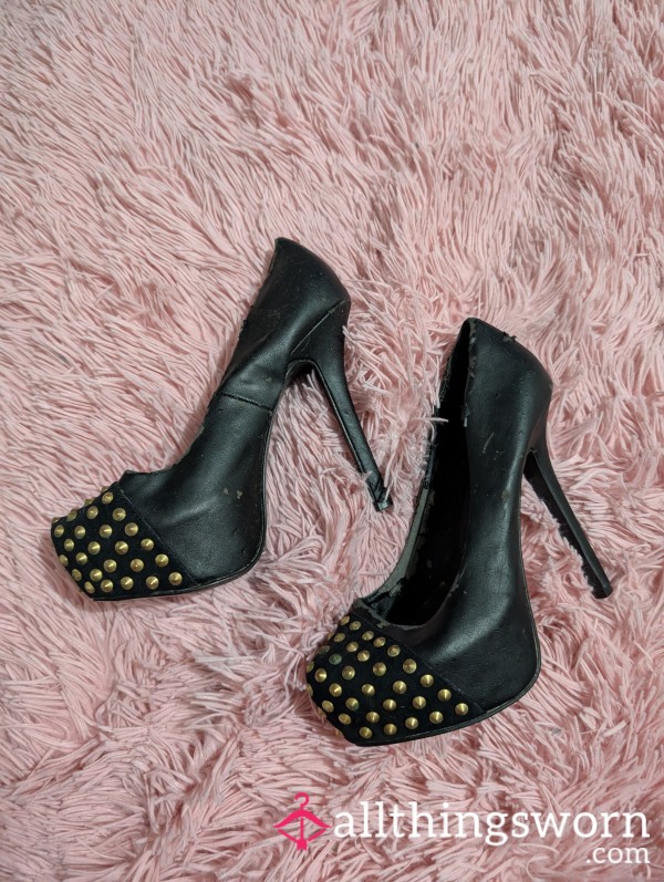 Studded  High Hills Loved Much And Well Used And Worn No Socks 🧦 By Rainbow 🌈🌈🌈🌈🌈