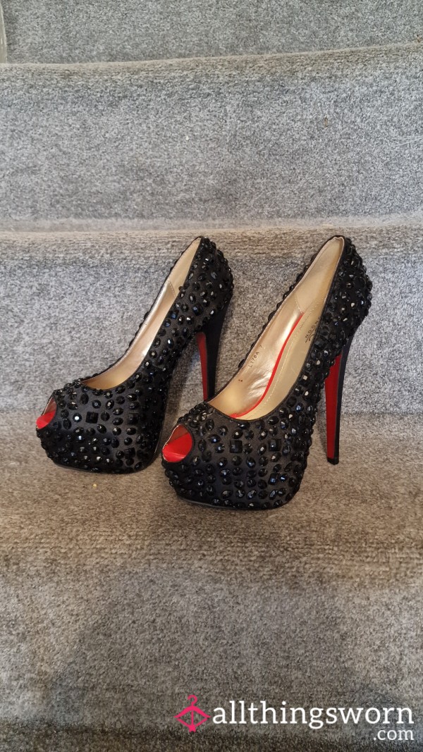 Stunning Black High Heels 👠 Worn With Love
