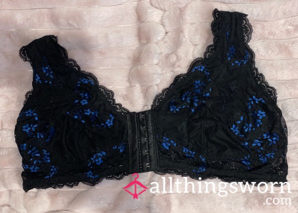 Stunning Black Sheer Lace Bralette Blue Flor*l Embroidery Soft Feminine Large