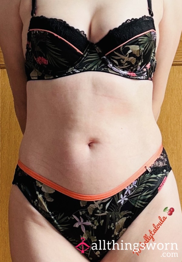 Stunning Black Ted Baker Lingerie Set