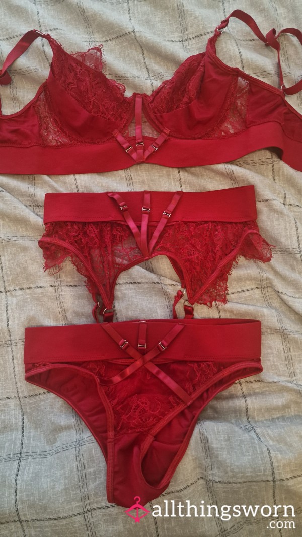 Stunning Red Set