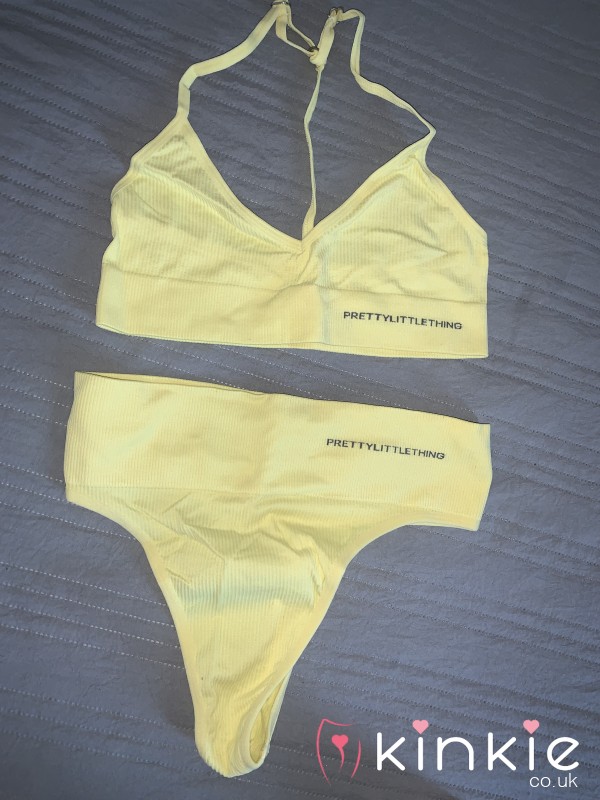 Stunning Yellow Set 🍋