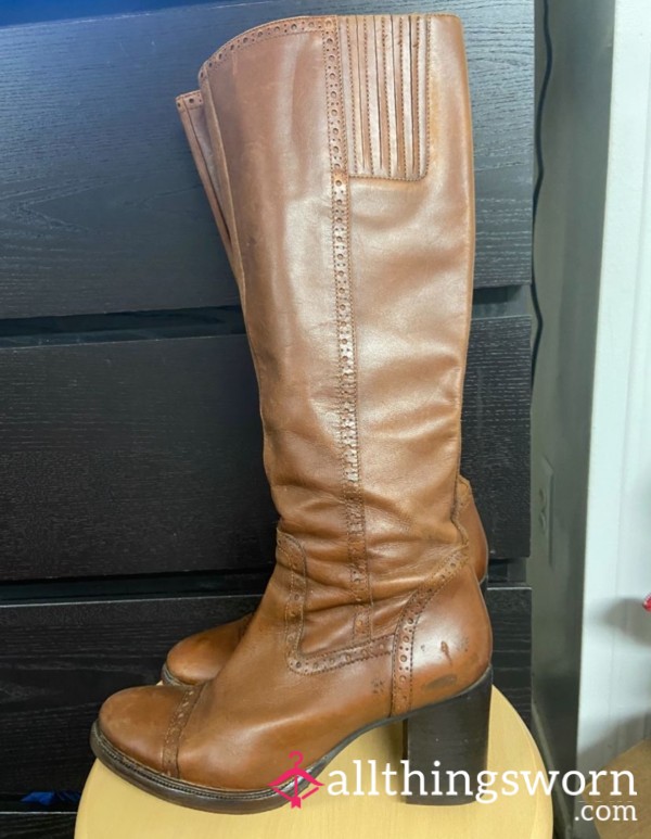 Stylish Italian Leather Boots With Heels