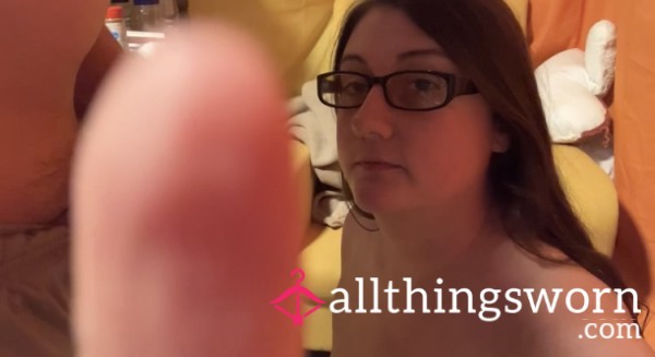 Sucking & Jerking Alpha In My Gla**es