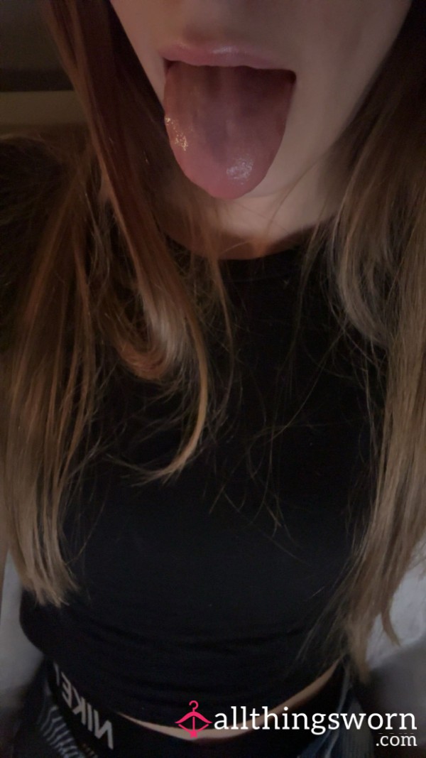 Sucking My Toy😋