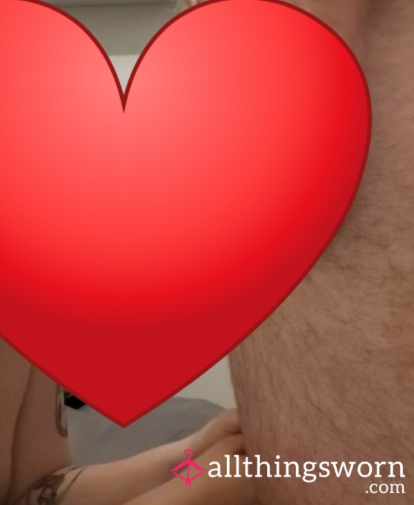 Sucking The Tip And Teasing His Willing To C*m 😜