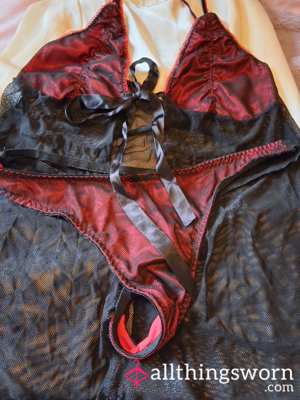 🫦 Sultry Red & Black 2 Piece ❤️