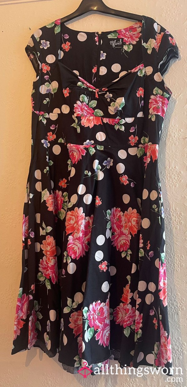 Summer Dress (with Pockets!) - Black With Pink Flowers
