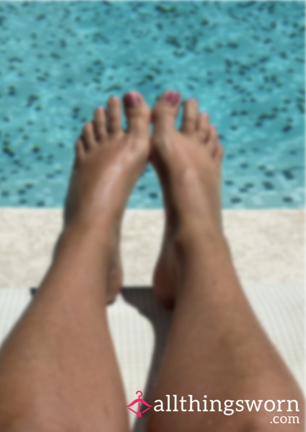 Sun Creamed Feet