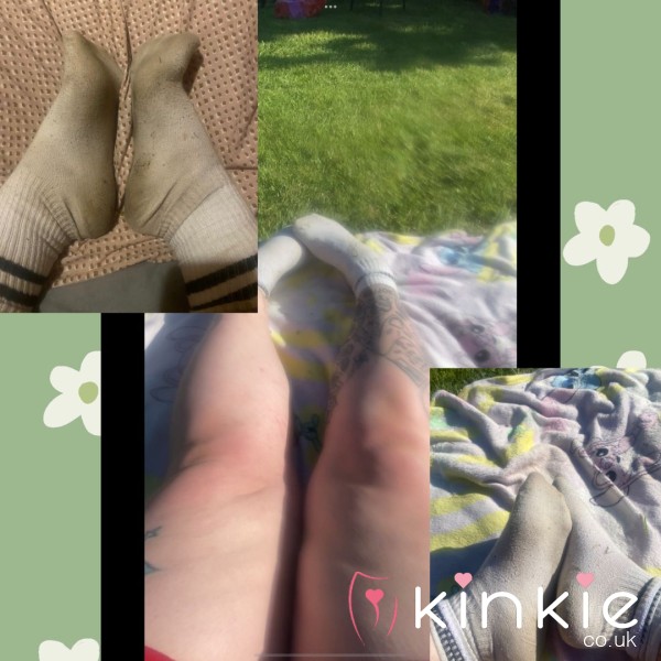 🌞 Sun-Soaked White Sport Socks — Worn All Day Just For You