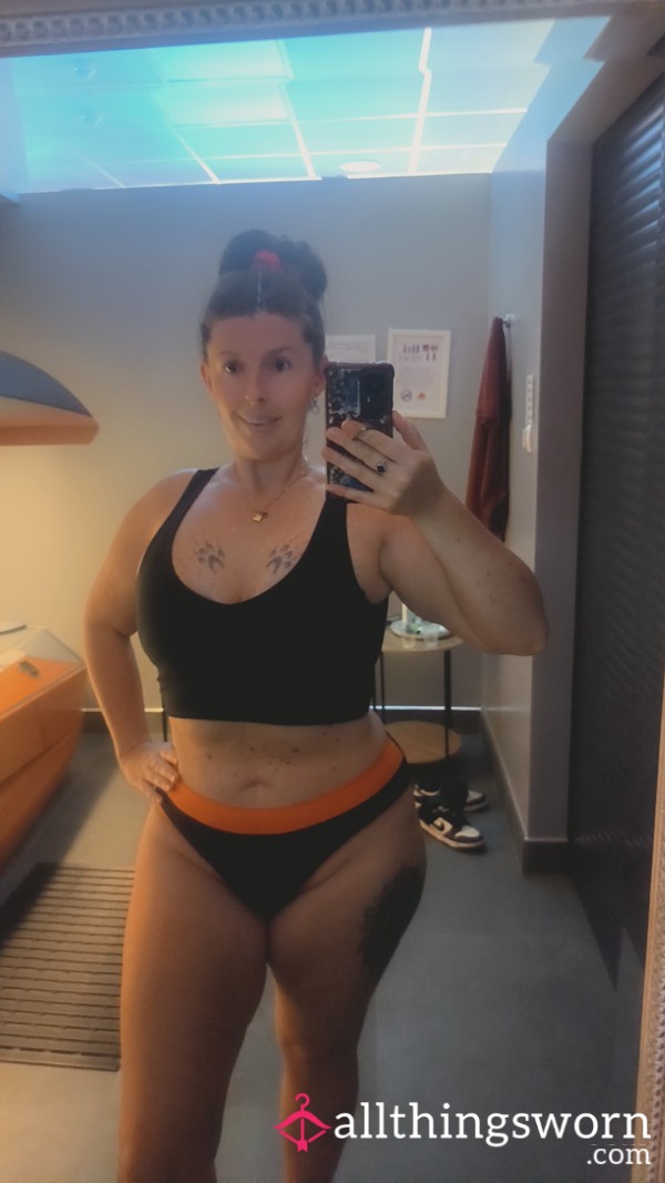 Sunbed Mirror Nude Selfies