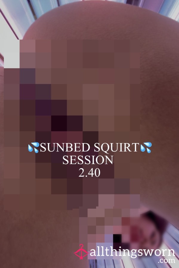 Sunbed Squirt Session ☀️ - POV Open Your Mouth 💦