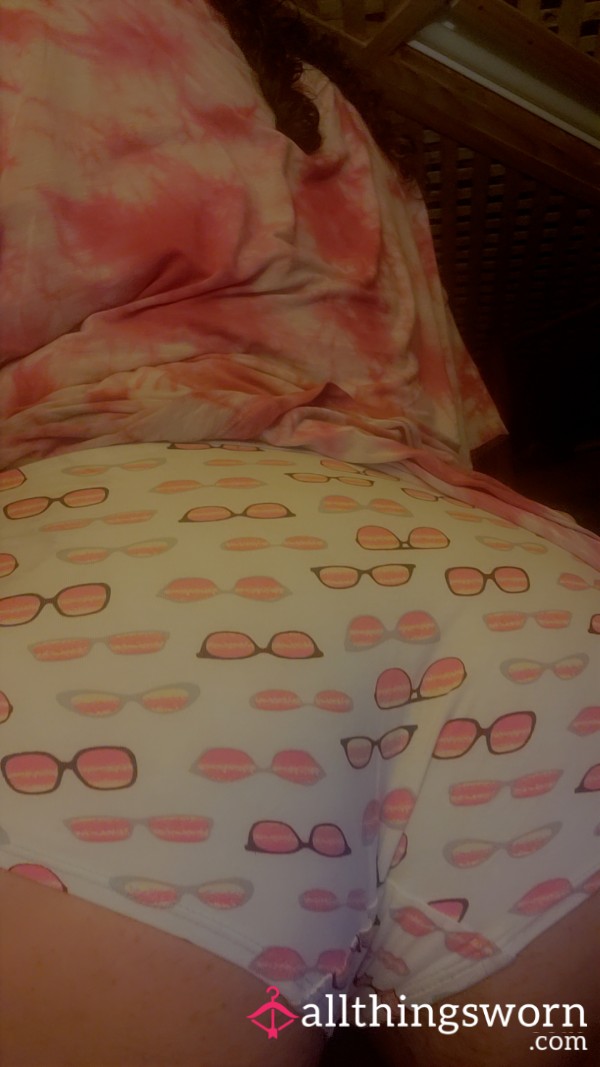 Sungla**es Panties
