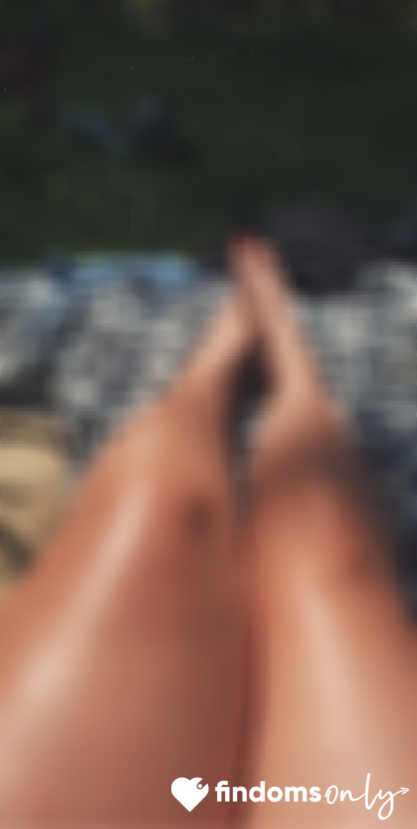 Sunkissed Oiled Up Legs And Feet