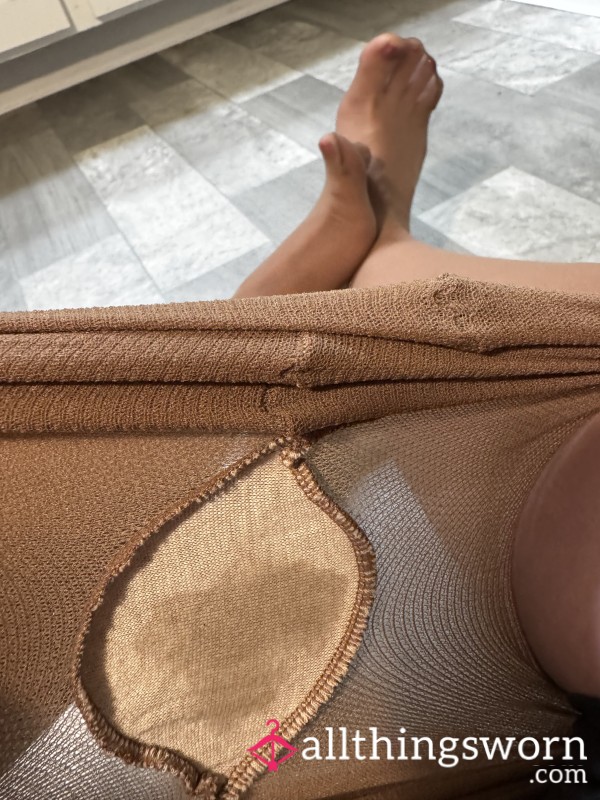 Suntan Sheer Multi-Day Wear Flight Attendant Tights