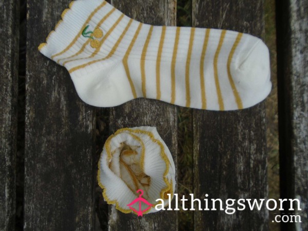 Super Cute Frilly Socks 😏