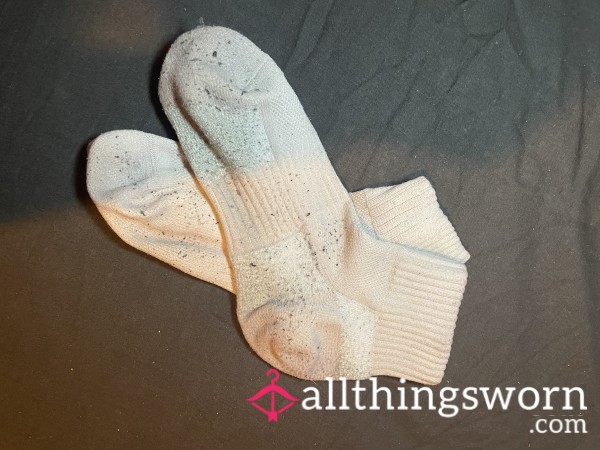 Super Dirty, Sweaty Socks! Worn At Work For 10 Hours💋