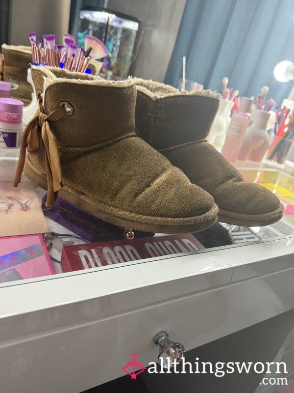 Super Flattened And Smelly UGG Style Boots