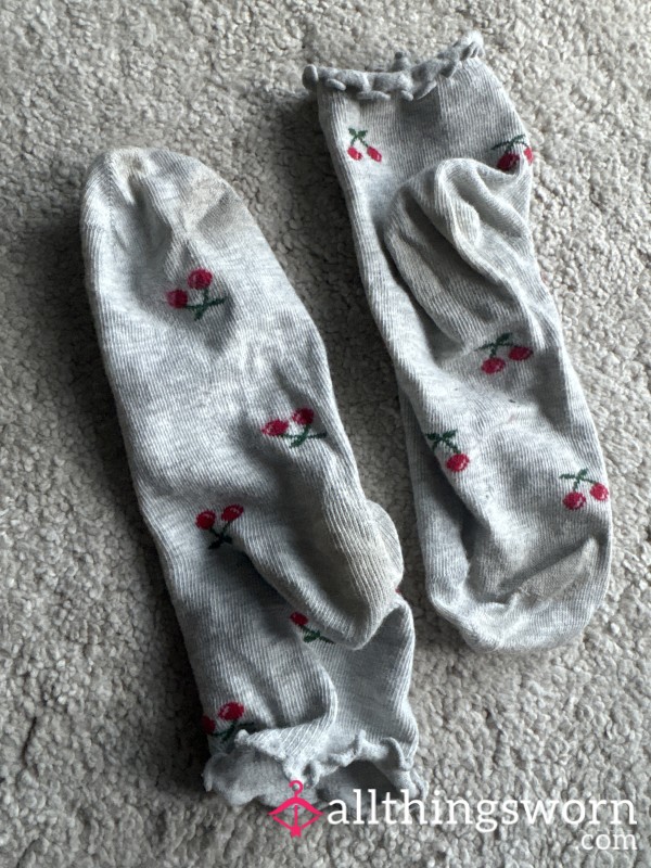 Super Smelly Stinking Socks Worn On 12 Hour Shift & Gym Grey Frilly Cherry 🍒