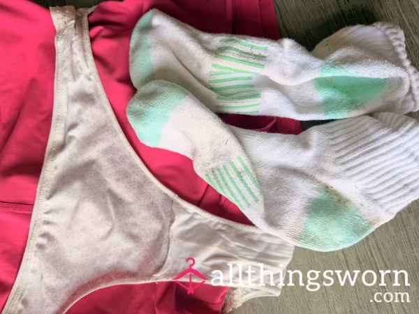 🔥 SUPER SWEATY LONG RUN PANTIES & SOCKS SET 🔥