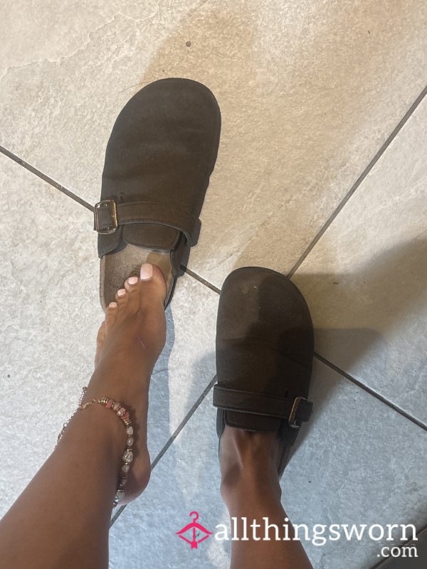 Super Worn Slippers